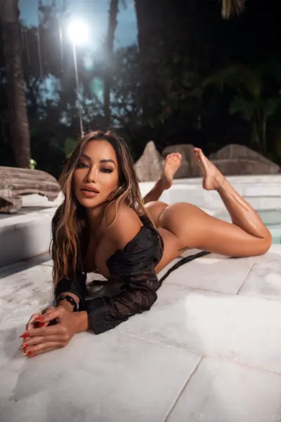 Effervescent  CJ Miles Nude Tits Real