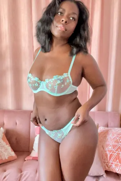 Ebony Hottie Candidlycam Nude Ass Insane