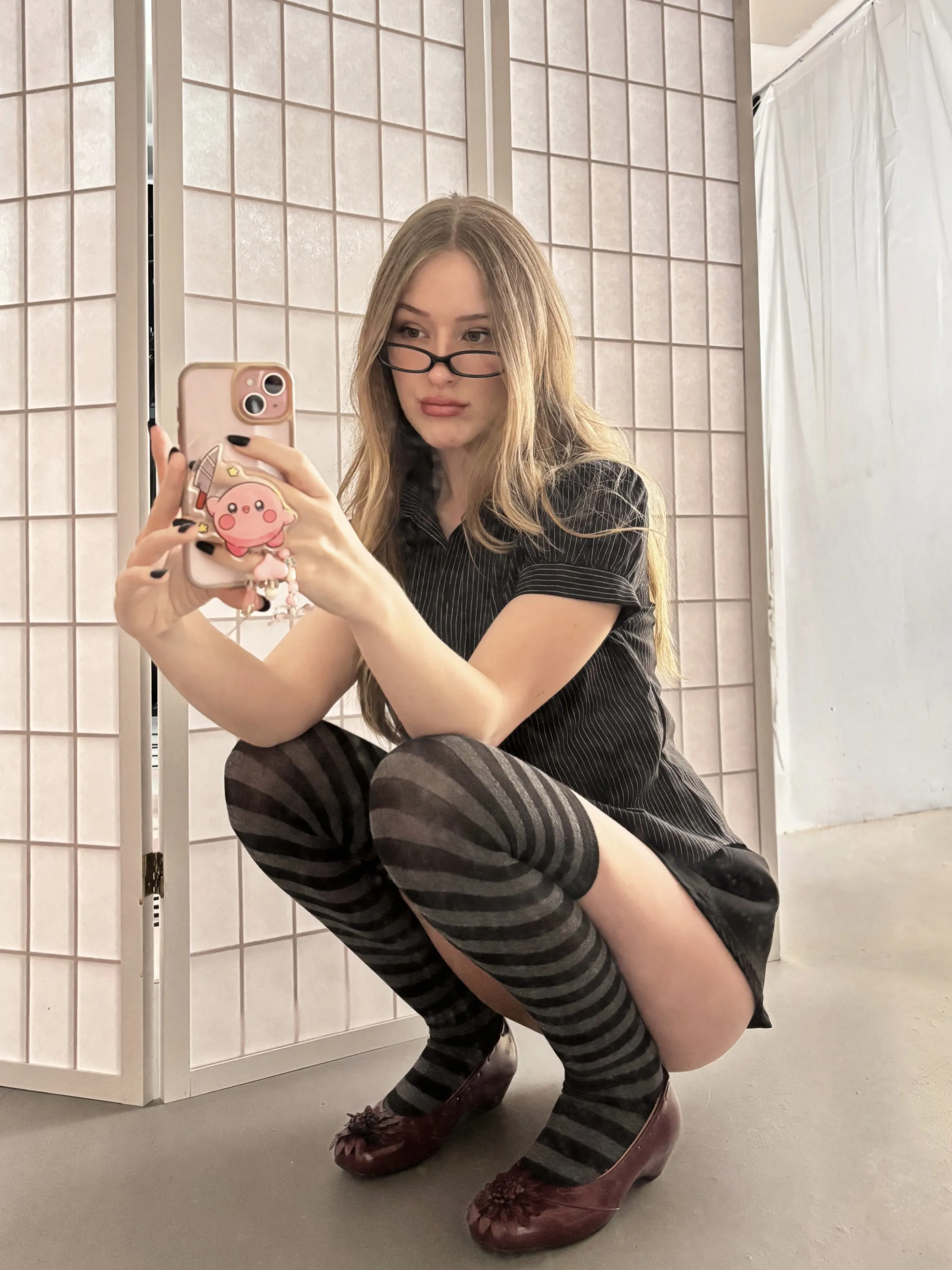 White Considerate Diddlydonger Naked Pics White Considerate Diddlydonger Naked Pics