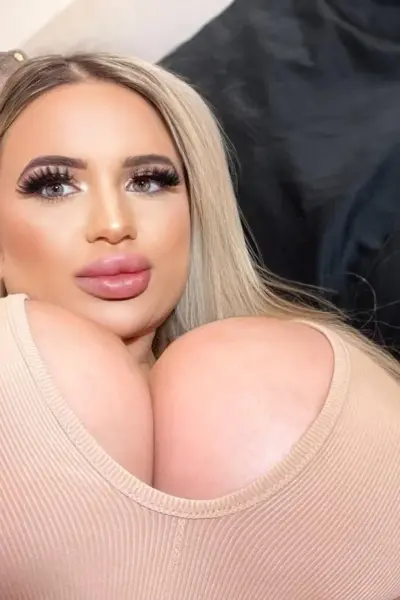 Beautiful Jessy Bunny Nude Unreal