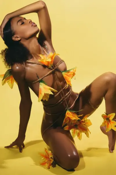 Sexy Bitch Eluabey Leaked Tits Pic