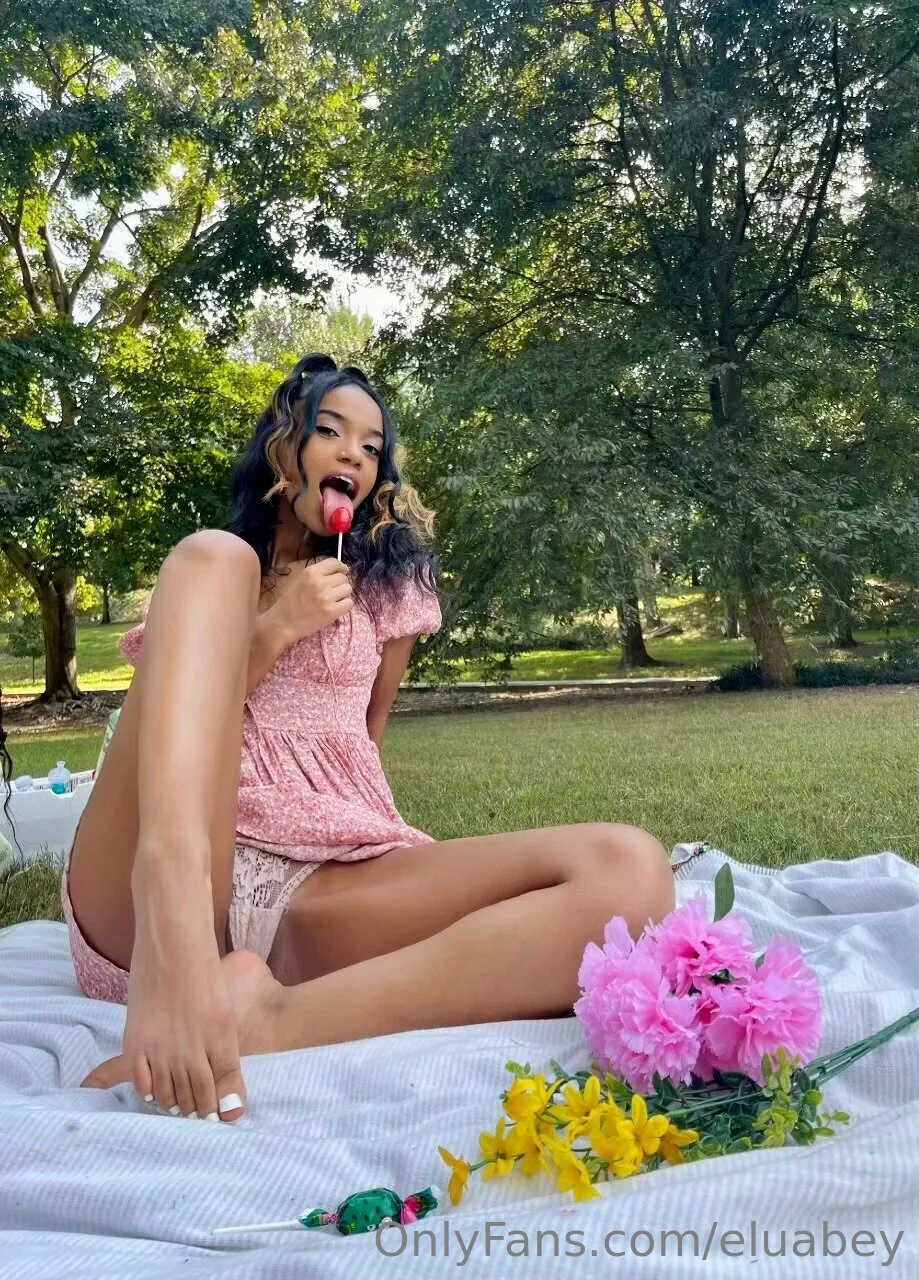 Small Ass Impressive Eluabey Tits Pic