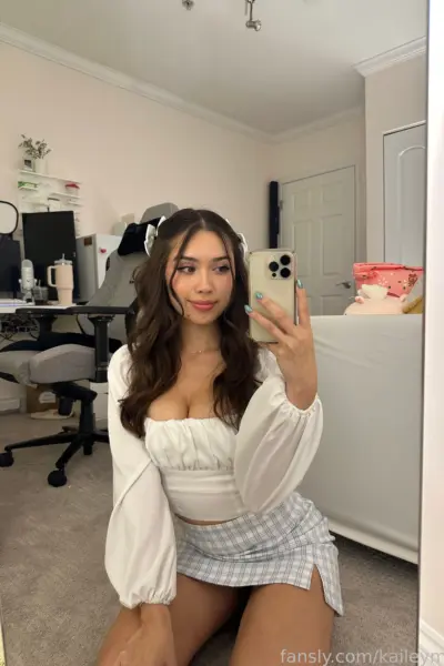 Persistent Kailey Mae Leaked Tits Pic Sexy