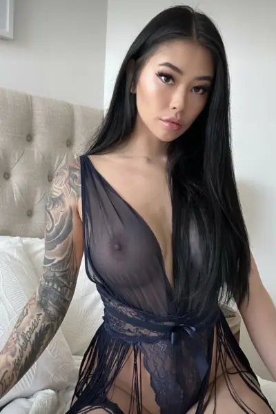Confident  Natural Tits Linda Delrose Nude Onlyfans New