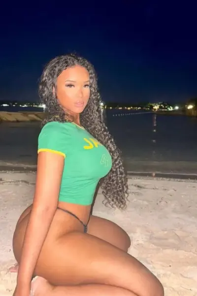 Persistent Sexy Liyah Mai Nude Onlyfans Beauty