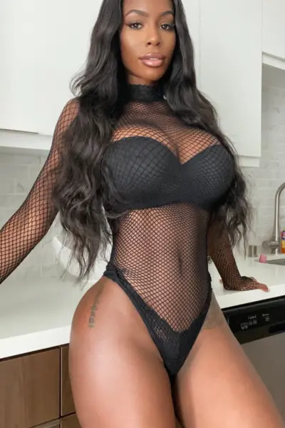 Black Magnetic  Lexi Hart Leaked