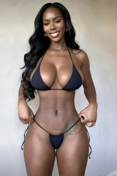 Fake Tits Tenacious Lexi Hart Nude Pic Sexy