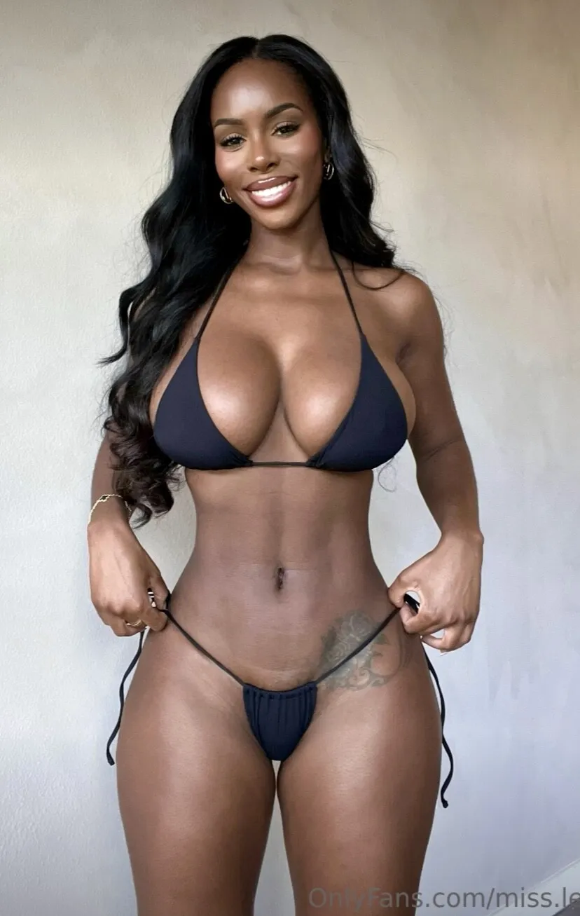 Fake Tits Tenacious Lexi Hart Nude Pic Sexy