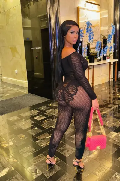 Sexy Liyah Mai Leaked Nudes Insane