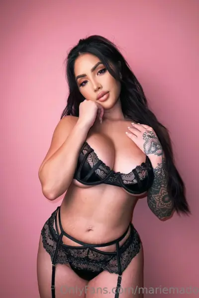 Brunette Ambitious  Marie Madore Pics Porn