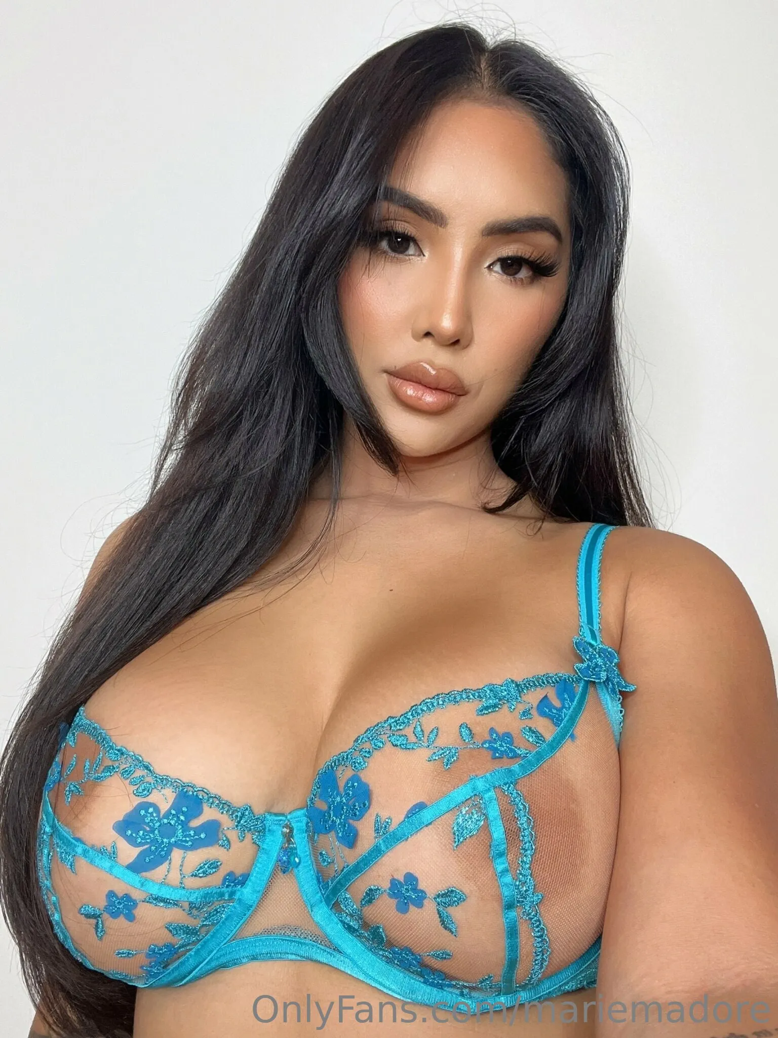 Perky Tits Influencer Marie Madore Leaked New