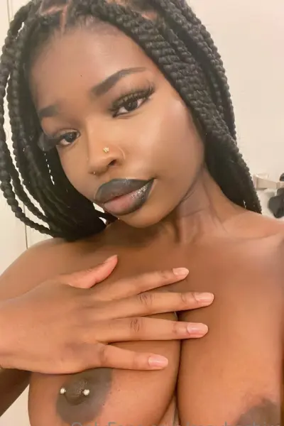Slutty Bitch Ebony Mayhashira Leaks